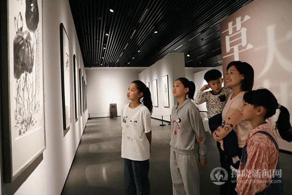 易富配资 看展览度长假